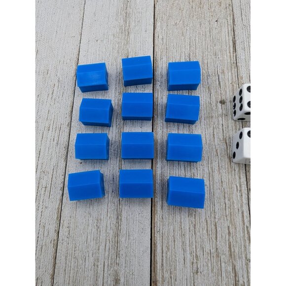 Fishinopoly 1998 Game Replacement Hotels Houses 2 Dice - Picture 4 of 4